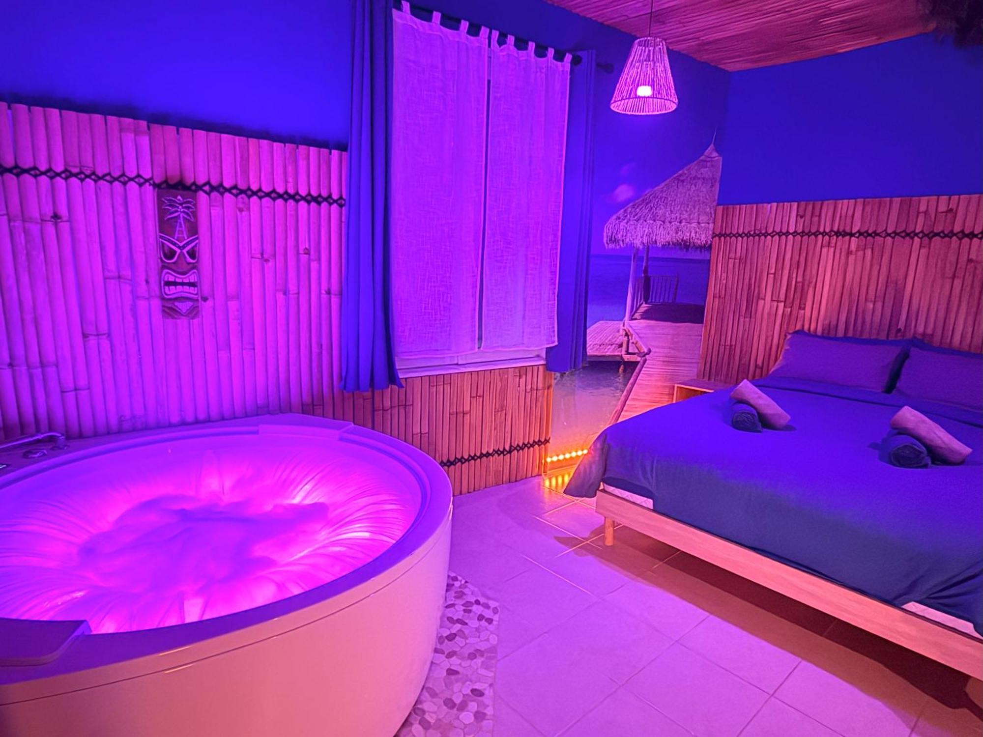 Narbnb - Bora-Bora Suite - Jacuzzi - Centre - Clim Narbonne Exteriör bild